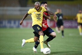 هفته دوم لیگ برتر فوتبال؛ سپاهان - نساجی مازندران