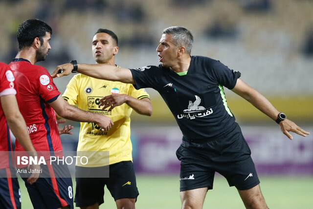 داوری طبیعی نبود