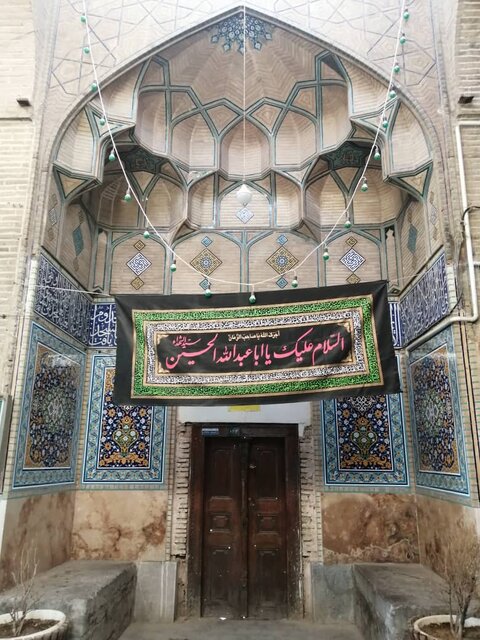 پروژه نوسازی کاشیها به مسجد ساروتقی رسید!