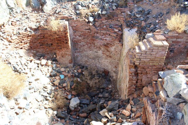 قلعه پُر رمز و راز«وِشاق» بر فراز کوه کرکس