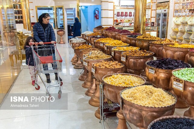 10 گروه نظارتی بازار شب یلدای زنجان را رصد می‌کنند