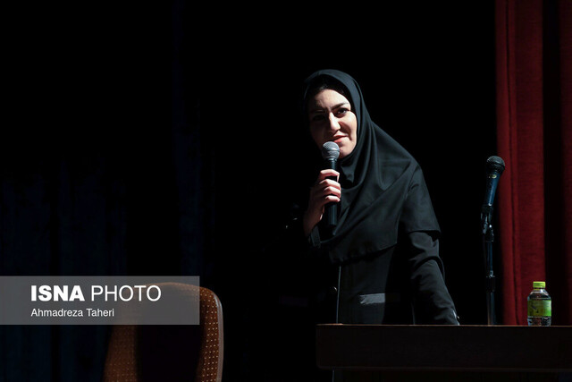 کارگاه آموزشی «آداب گفت‌وگو» در اصفهان