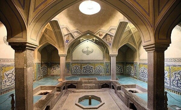 بافت تاریخی اصفهان؛ از گذرگاه موانع تا مسیر درآمد پایدار