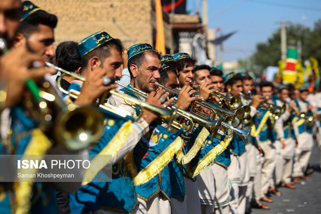روایتی از کاروان نمادین هشتم محرم خمینیشهر