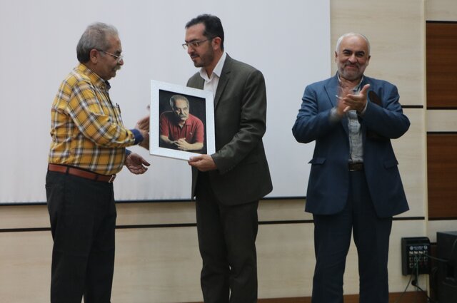 عکاسی یعنی نوشتن با نور/ از لحظهها برای عکاسی استفاده کنید