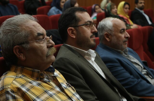 عکاسی یعنی نوشتن با نور/ از لحظهها برای عکاسی استفاده کنید