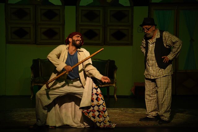 نمایشگری بازیگران کودکِ «چلمن خان» در کنار بازیگران حرفهای