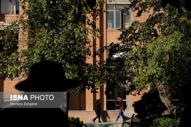 شعار زدگی، آفت دانشگاهها شده است
