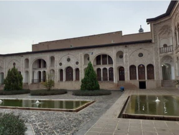 بازخوانی معماری خانههایی فراتر از سکونتگاه