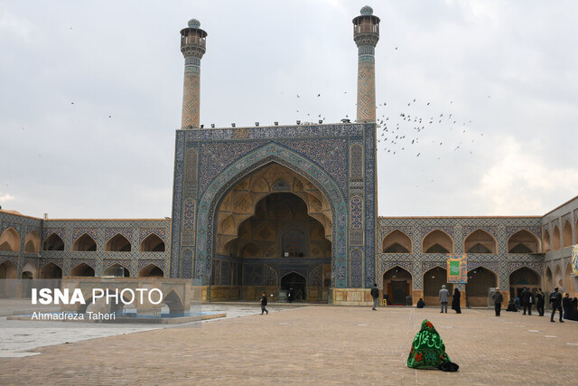 آذین‌بندی و فضاسازی ۶۲۰ مسجد  در دهه فجر 