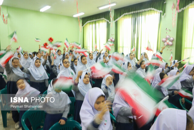 زنگ انقلاب در مدارس خراسان شمالی نواخته شد