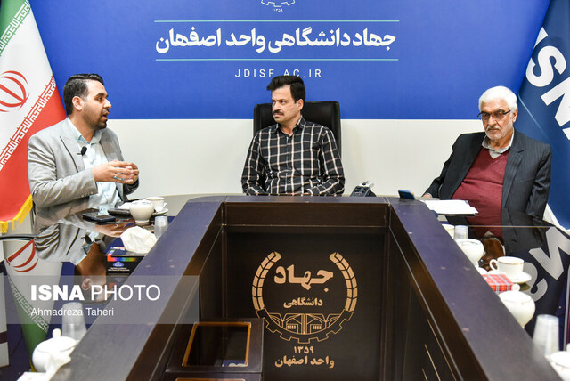 طهرانی: انتخابات امنیت را قوام میبخشد/صالحی:احزاب باید در ایران ریشهدار شوند طهرانی: انتخابات امنیت را قوام میبخشد/صالحی:احزاب باید در ایران ریشهدار شوند