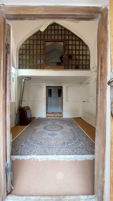 گذری به مدرسههای تاریخی در گذر بازار اصفهان