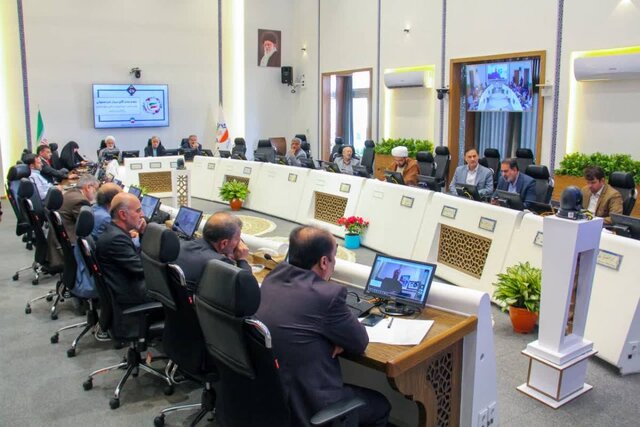 دولت هرچه سریعتر به کامیونداران و نانوایان کمک کند دولت هرچه سریعتر به کامیونداران و نانوایان کمک کند