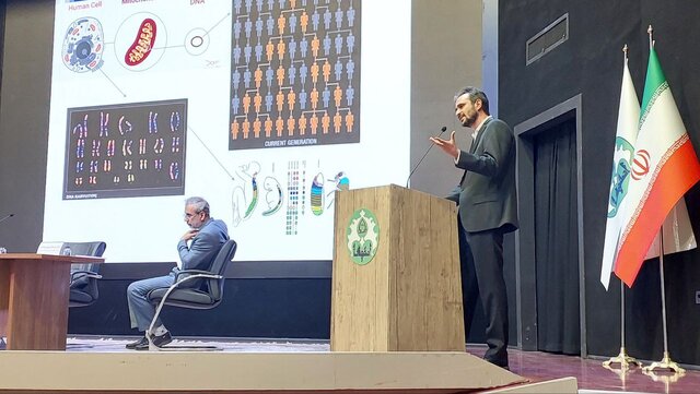 نظریهٔ تکامل سوء تفاهمی بیش نیست