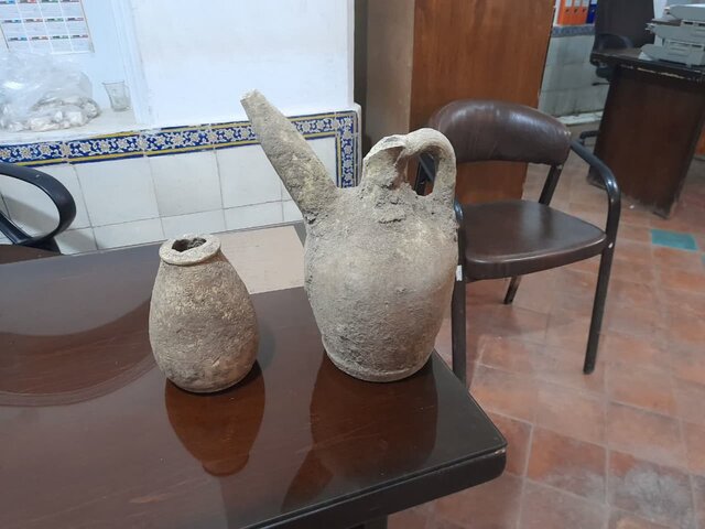 کشف سفالهای تاریخی در عملیات مرمت بانک ملی بازار تاریخی اصفهان