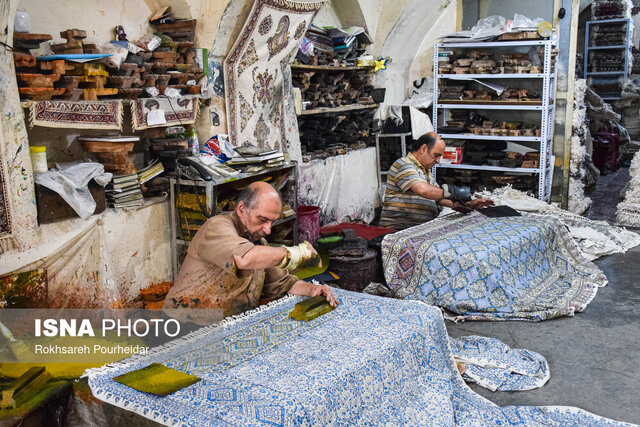 رونق گردشگری و صادرات، راهکار حل چالشهای صنایع دستی
