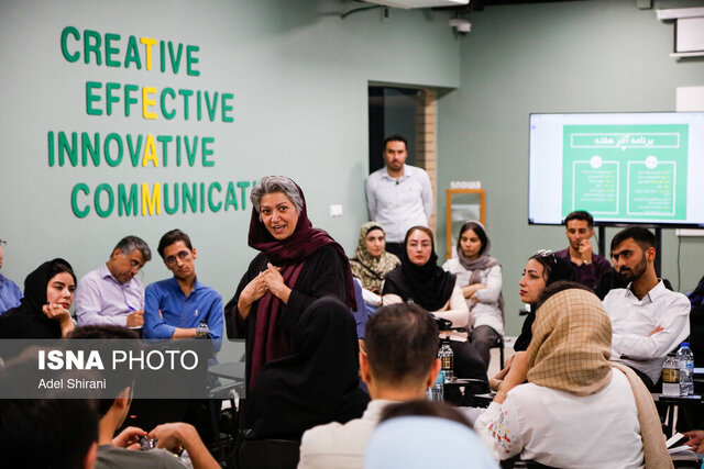 رویداد ملی «استارتاپ اجتماعی رویش» در اصفهان برگزار شد