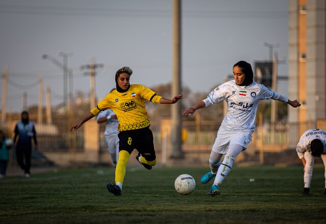 ۱ برد، ۱ باخت و ۱ تساوی برای دختران فوتبالی نصفجهان ۱ برد، ۱ باخت و ۱ تساوی برای دختران فوتبالی نصفجهان