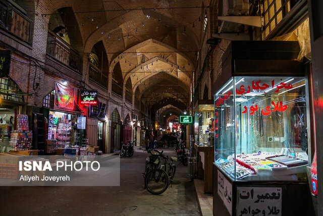 استاندار اصفهان به موضوع رفع تصرفها در بازار تاریخی ورود کند