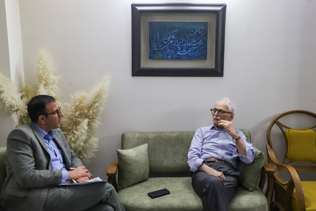 تمجید ضیاء موحد از نثرنویسان امروز + فیلم
