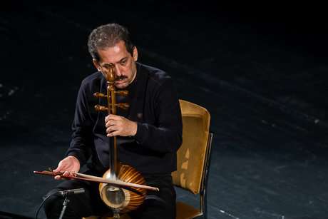 اثر هنری خلاق در گرو آمیختگی با دانش و آگاهی است اثر هنری خلاق در گرو آمیختگی با دانش و آگاهی است