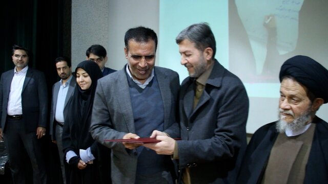 فرماندار شهرستان مبارکه ابقا شد فرماندار شهرستان مبارکه ابقا شد