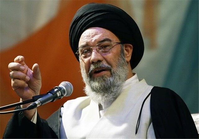 قرآن؛ شفاعتکنندهای در دنیا و آخرت قرآن؛ شفاعتکنندهای در دنیا و آخرت