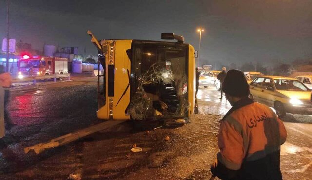 مصدومیت ۲۶ نفر در پی حادثه تصادف در شهرضا