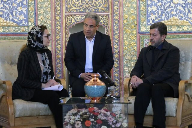 امضای تفاهمنامه اصفهان و مجلس اورنبورگ روسیه/ تاکید بر همکاریهای مشترک بین اصفهان و ایتالیا