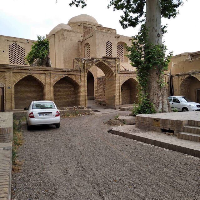 گذری در محله سرشک نطنز