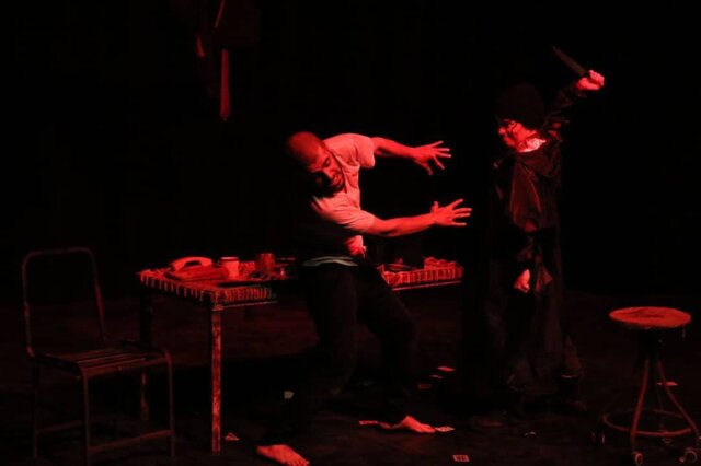 عکسهای این خبر کاری از نگار فصیحی است. «آخرین رئیسجمهور دنیا در سیارک ب۶۱۳» از امید و غنیمت دَم میگوید