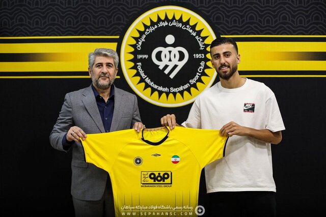 وینگر فولاد با سپاهان چهار ساله بست