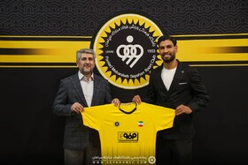 علیاری رسماً طلایی‌پوش شد
