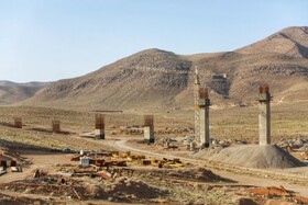 عملیات ریل‌گذاری راه‌آهن مبارکه - سفیددشت - شهرکرد آغاز می‌شود