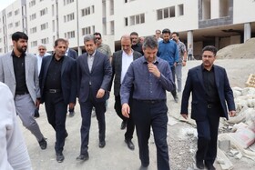 تأکید استاندار اصفهان بر تسریع پروژه‌های مسکن بهارستان