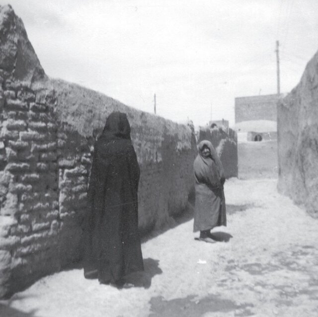 تماشای ایران دهه ۴۰ با لوبیتلِ مسافری از اصفهان