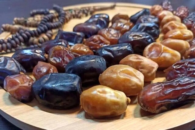 قیمت خرما تابع عرضه و تقاضاست/ خبری از قیمت‌گذاری دستوری نیست