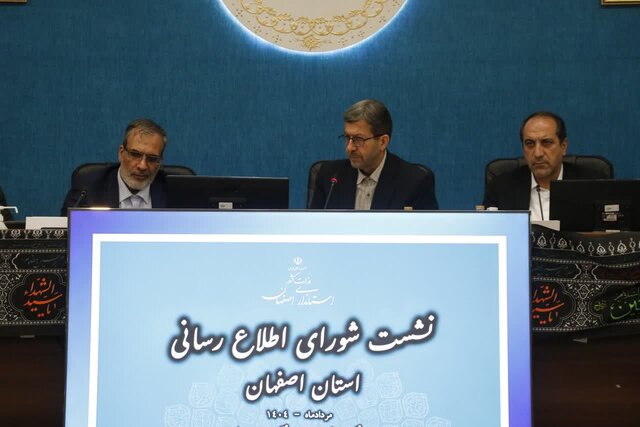 روایت رسمی نباید در قالب کلیشه‌های تبلیغاتی باقی بماند