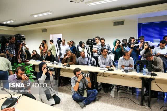 له و علیه ویرایشِ خبرنگاران/ خبرنگار باید ویرایش بداند، اما ویراستار نیست