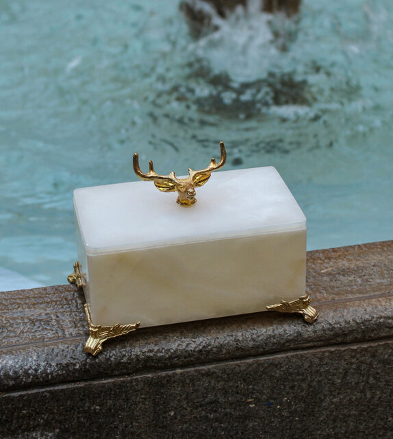 تبدیل پسماند سنگبری به صنایع دستی صادراتی در اصفهان