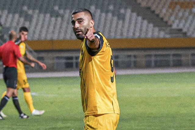 کاوه رضایی بهترین بازیکن دیدار آخال و سپاهان شد