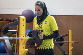 بازیکن تیم والیبال بانوان سپاهان: هیچ تیمی را دست‌کم نمی‌گیریم/ فقط روی خودمان تمرکز داریم