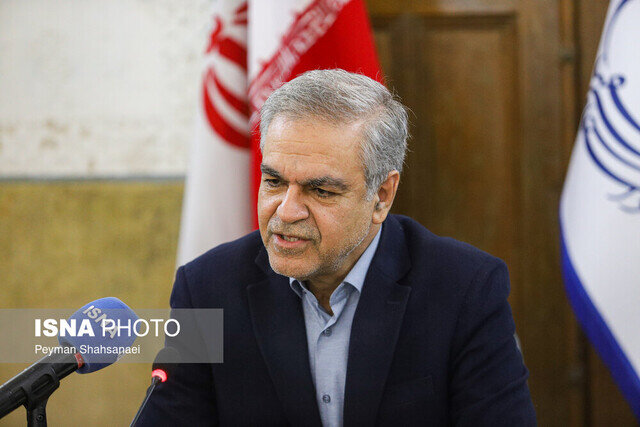 رئیس دانشگاه هنر اصفهان: ارتباط خوبی میان دانشگاه هنر و ایسنا است/ دانشجو؛ پرچم‌دار علم و هنر