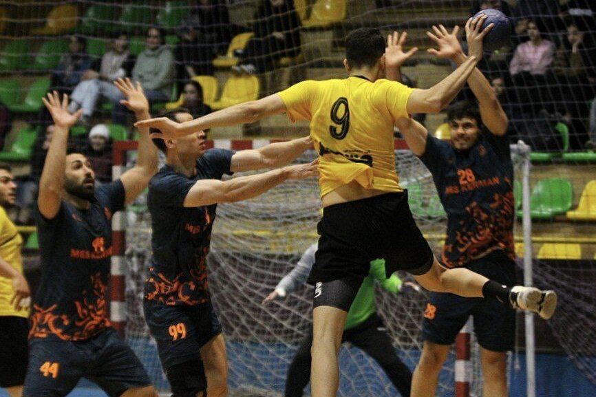 نبرد حساس و نزدیک در میانه جدول/ سپاهان‌نوین میزبان فرازبام خائیز دهدشت