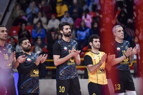 تیم والیبال سپاهان روی نوار پیروزی