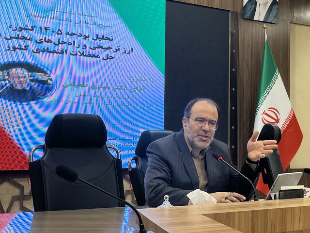 کشور ۱۵ سال است درگیر جنگ اقتصادی و ارزی است