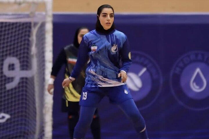 بازیکنان اصفهانی کم‌ترین توجه و پائین‌ترین قراردادها را دارند/استقلال به فوتسال اعتبار داد