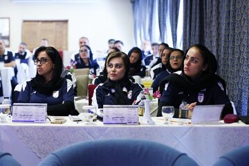 چشم‌های لیگ برتر فوتبال پیش‌از سوت آغاز به‌روز شدند