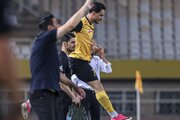 سپاهان و کسری طاهری در صدر بازار نقل‌وانتقالات فوتبال ایران